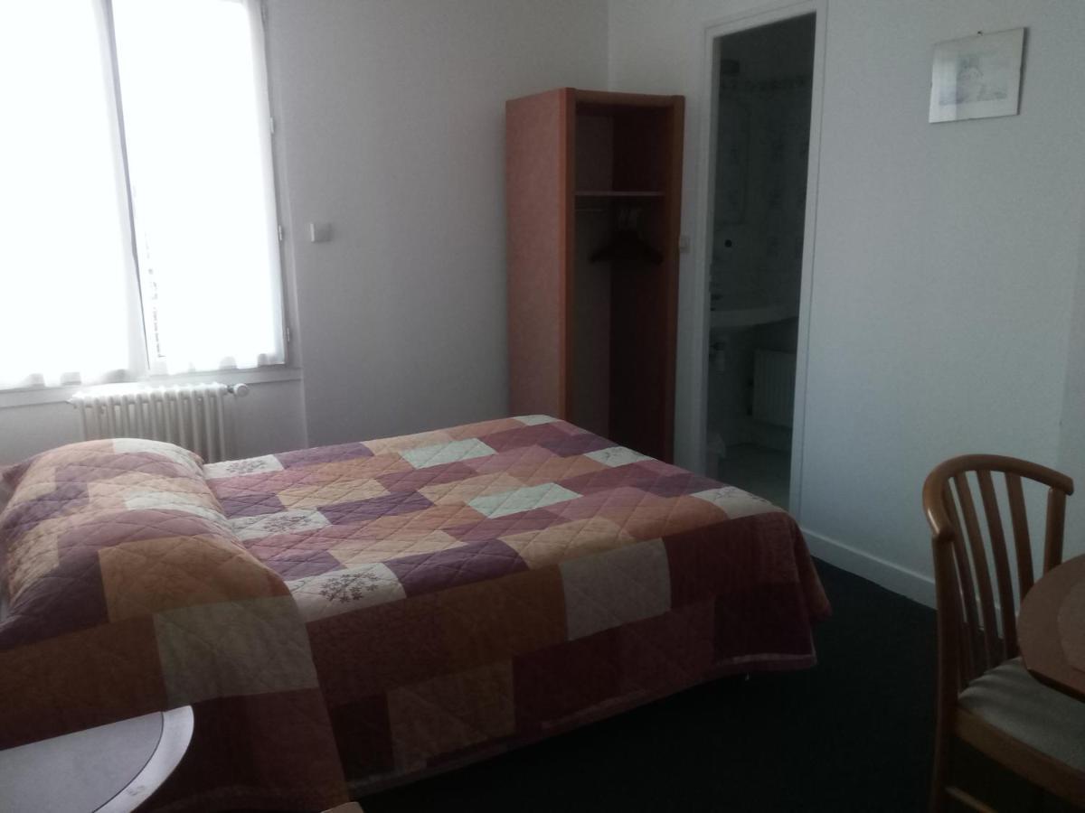 Hotel De La Gare Клісон Екстер'єр фото