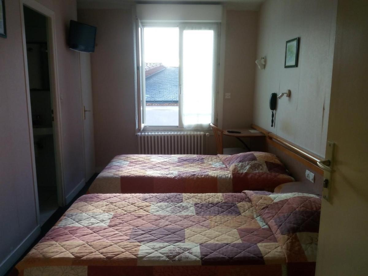 Hotel De La Gare Клісон Екстер'єр фото