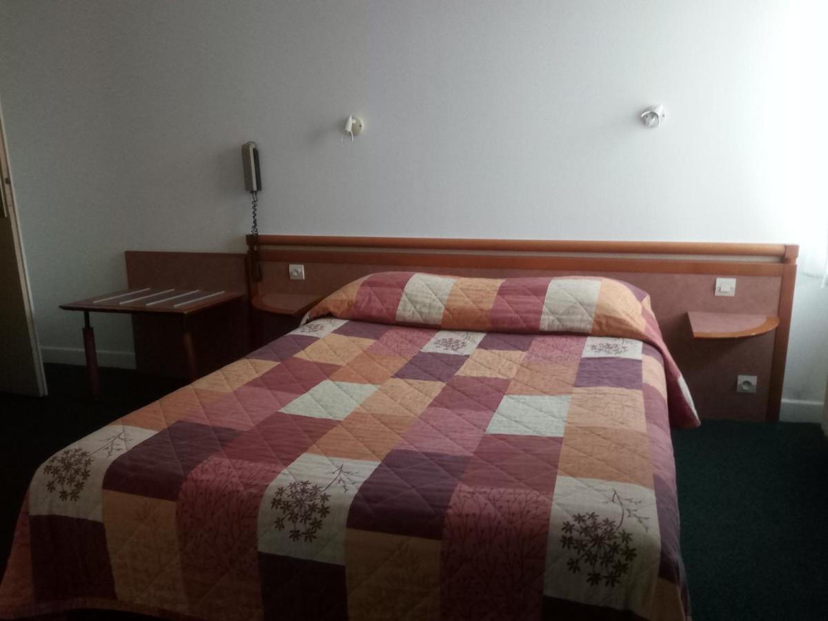 Hotel De La Gare Клісон Екстер'єр фото